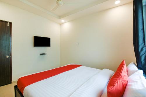 flagship 47606 white house regency