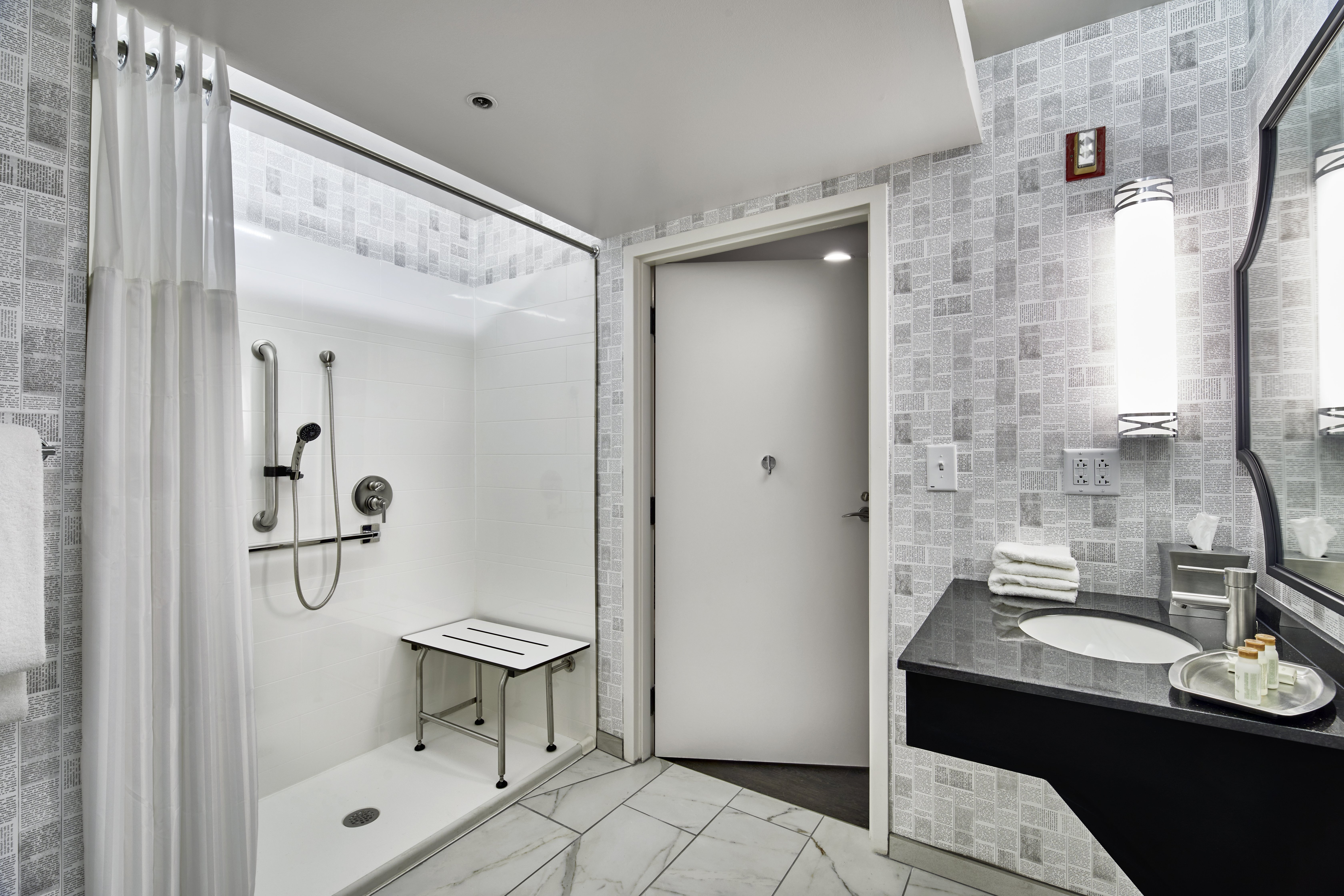 hotel indigo cleveland downtown by ihg