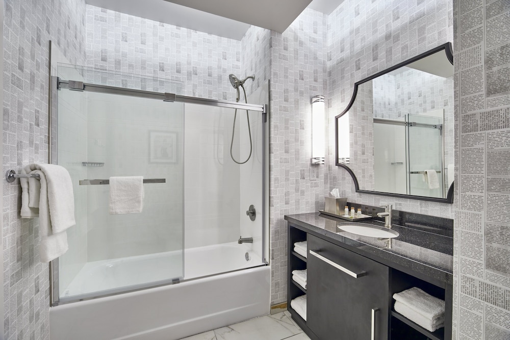 hotel indigo cleveland downtown by ihg