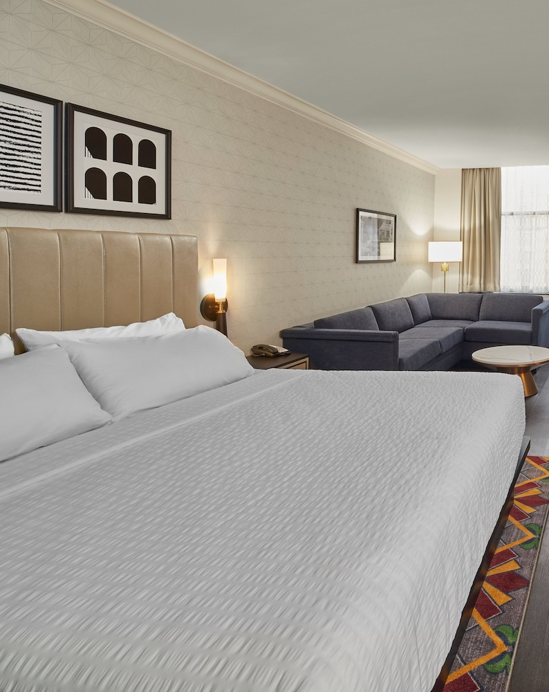 hotel indigo cleveland downtown by ihg