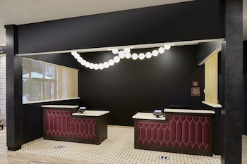 Hotel Indigo Cleveland Downtown By Ihg,Ohio>>Cleveland,4 star