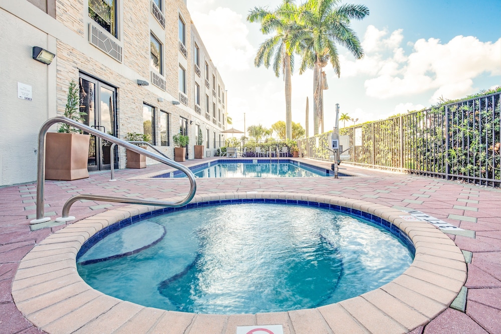 holiday inn express hotel and suites clewiston by ihg