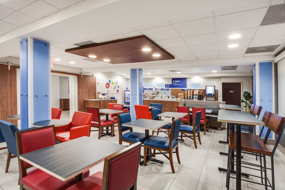holiday inn express hotel and suites clewiston by ihg