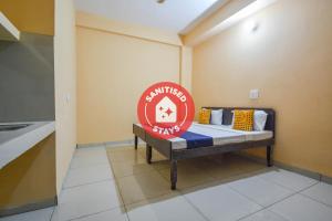 Spot On 61033 Hotel Diamond,,2 star