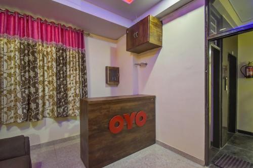 hotel o royal blue