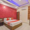 hotel o royal blue