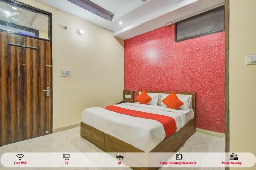 hotel o royal blue