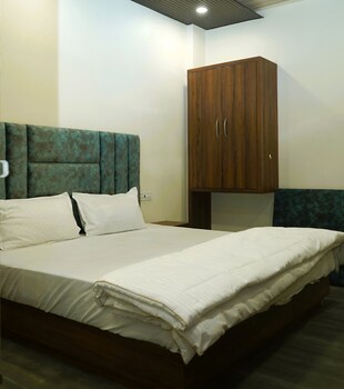 capital hotel in