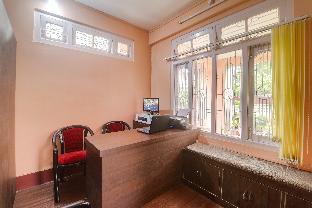 Collection O Trinayan Associates,,3 star