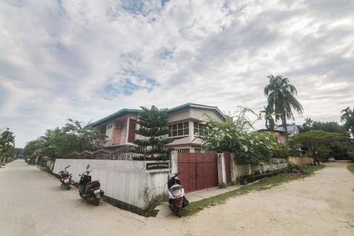 Collection O Trinayan Associates,,3 star