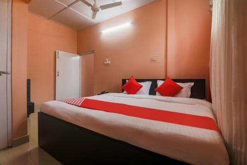 Collection O Trinayan Associates,,3 star