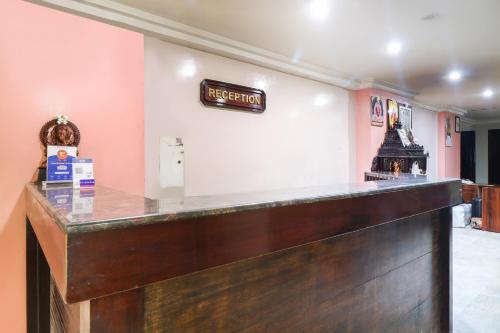 Spot On 65593 Yatra Inn,,2 star