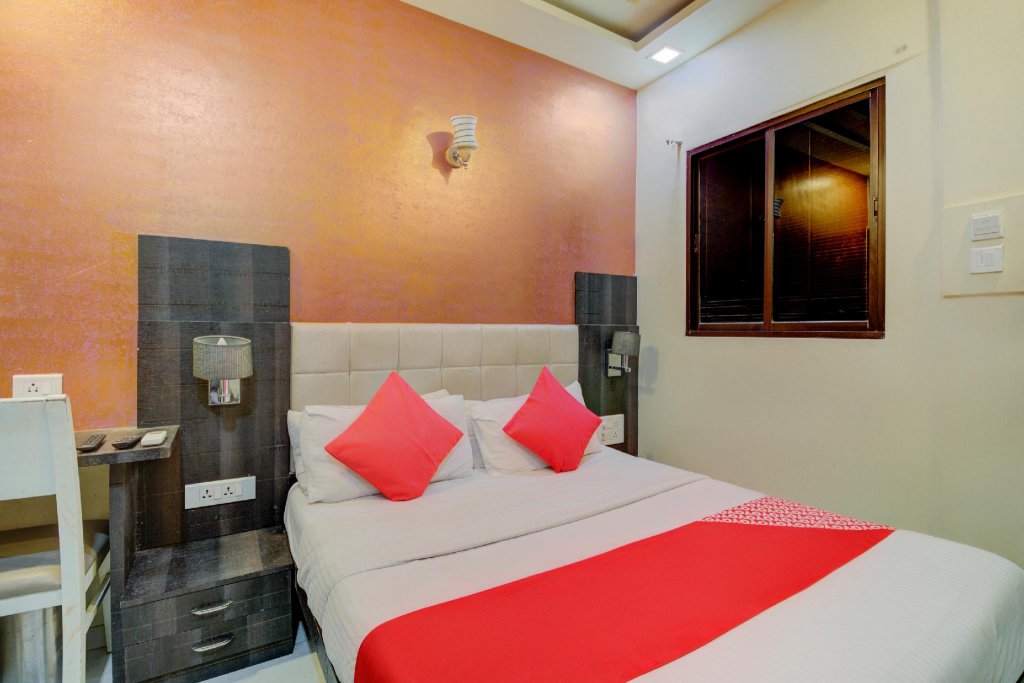 Hotel Avenue,Central Mumbai>>Mumbai,2 star