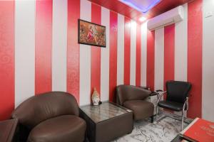 super hotel o aastha near chaudhary charan singh international airport