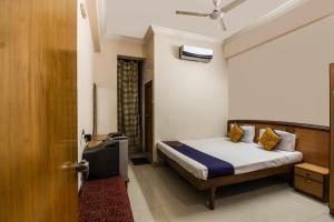 Spot On 69484 Hotel Rk Residency,,2 star
