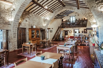 hotel rural la sala de camos