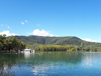 hotel rural la sala de camos