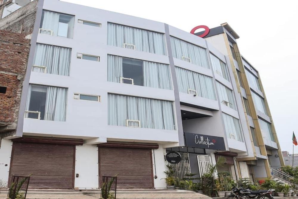 capital o 70301 rohil residency