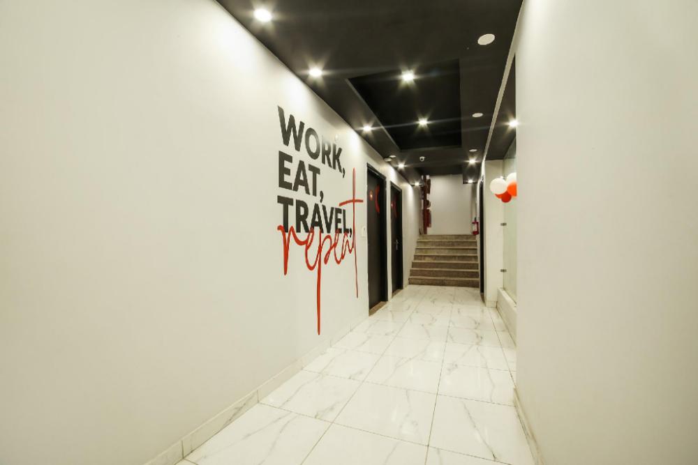 capital o 70301 rohil residency