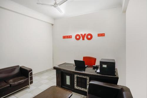 hotel o av residency near botanic garden of indian republic