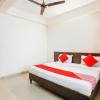 hotel o av residency near botanic garden of indian republic