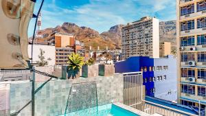 urban oasis aparthotel