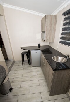 Up21 Guesthouse,,3 star