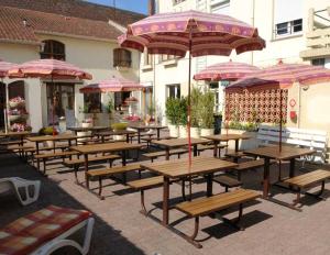 auberge riva bella hostel