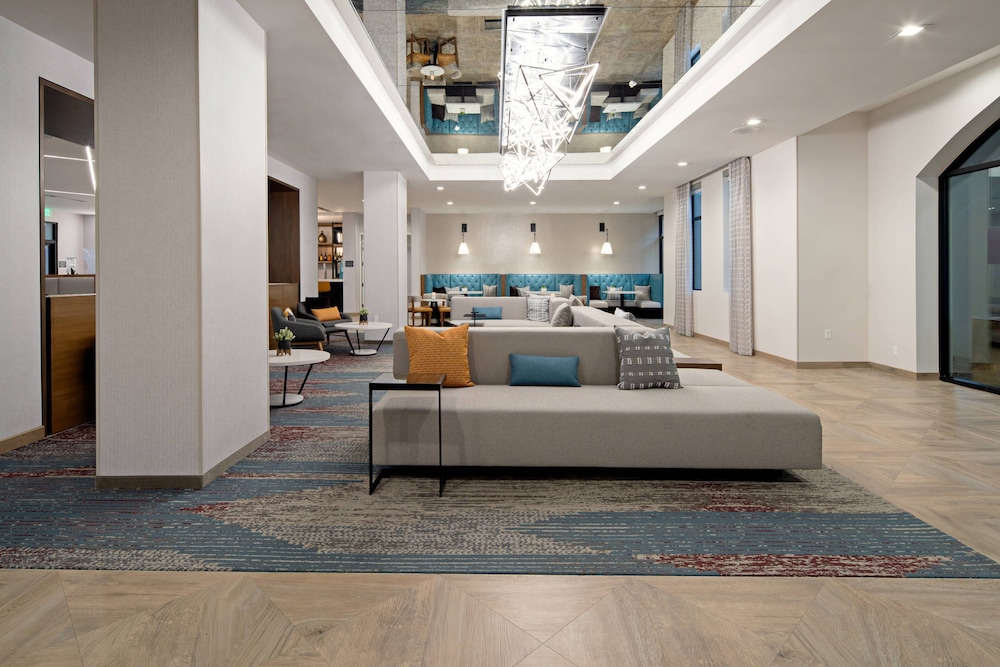 springhill suites by marriott valencia