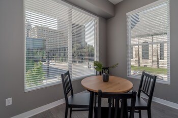 Kasa Downtown Des Moines,Iowa>>Des Moines,0 star