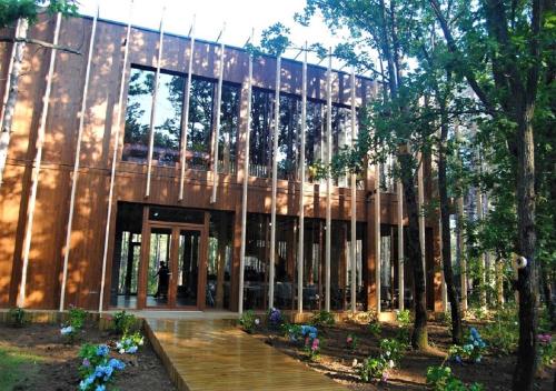 longosphere glamping