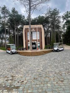 longosphere glamping