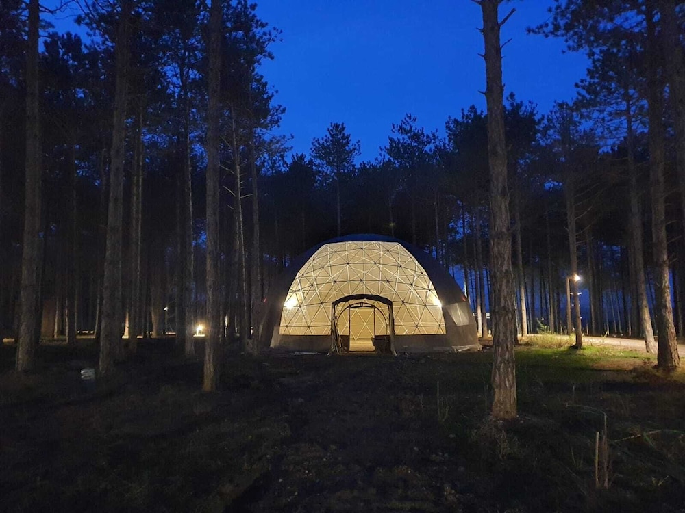 longosphere glamping