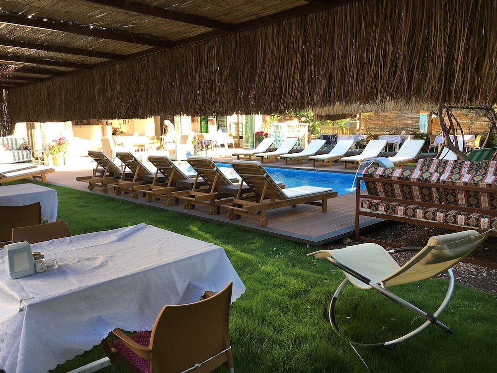 cesmeli boutique hotel