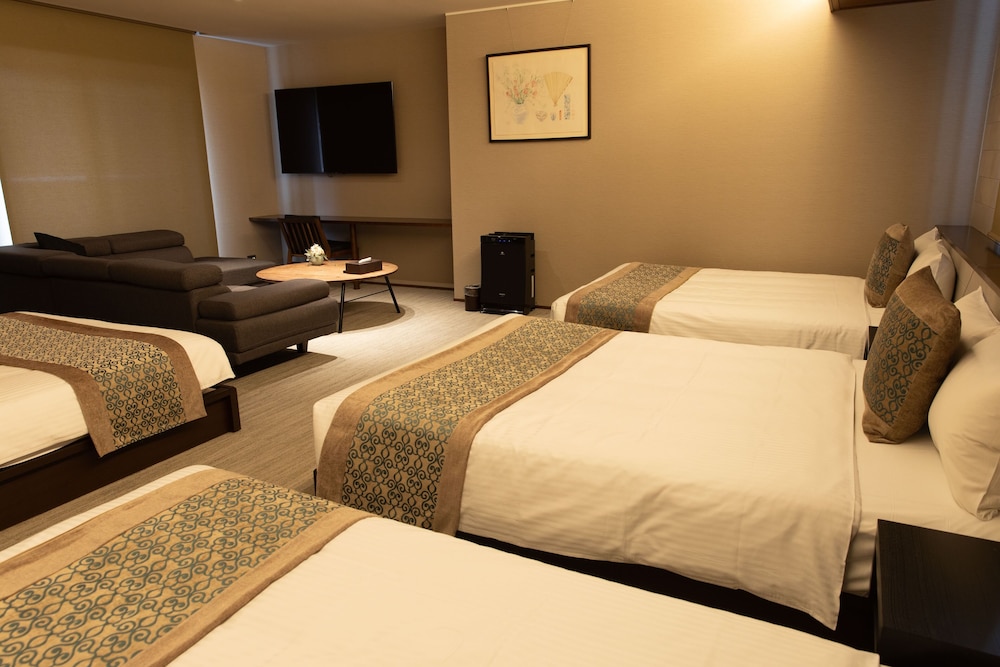 grand base nagoya ekinishi