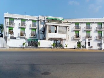 hotel samaki plage