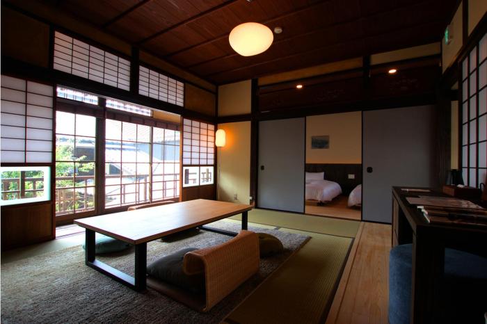 ozu