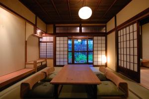 ozu