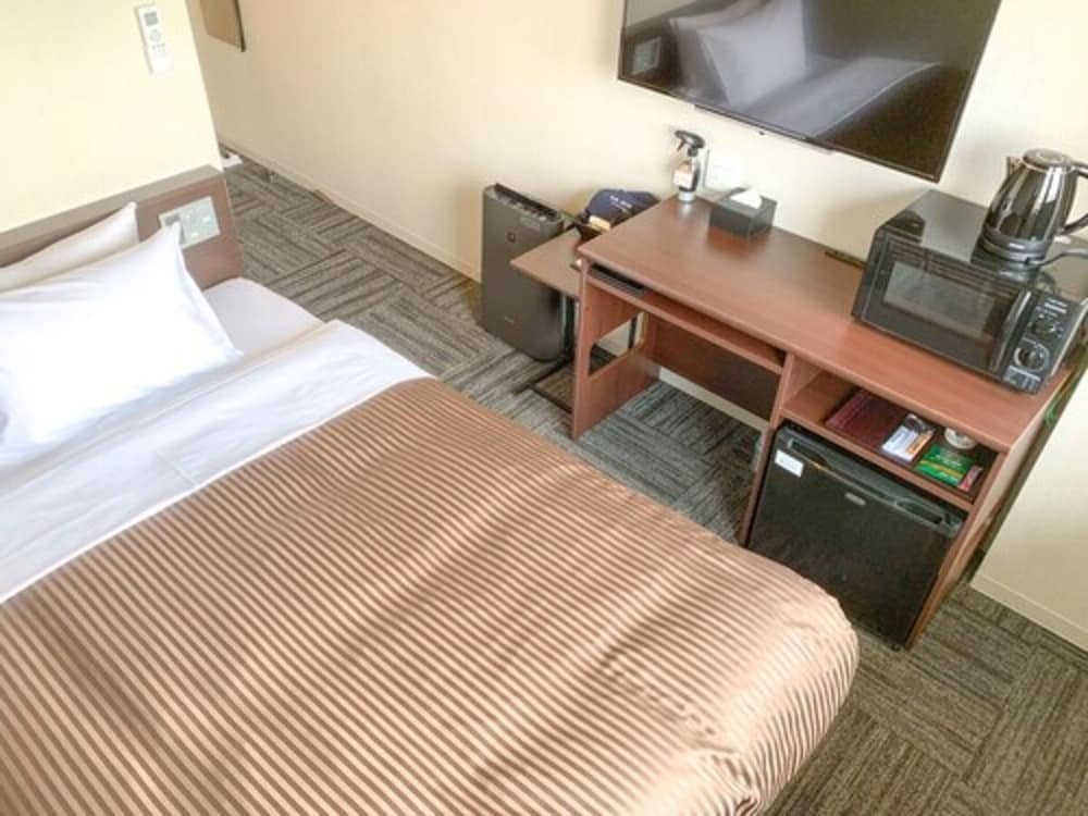 hotel livemax hiroshima heiwa koen mae