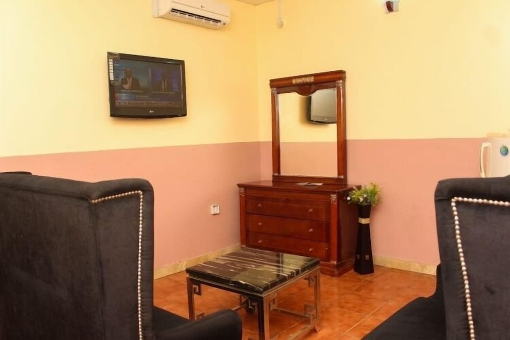 everyday check inn limited