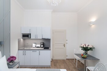 eight secrets boutique residence