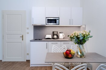 eight secrets boutique residence
