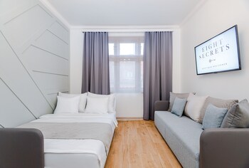 eight secrets boutique residence