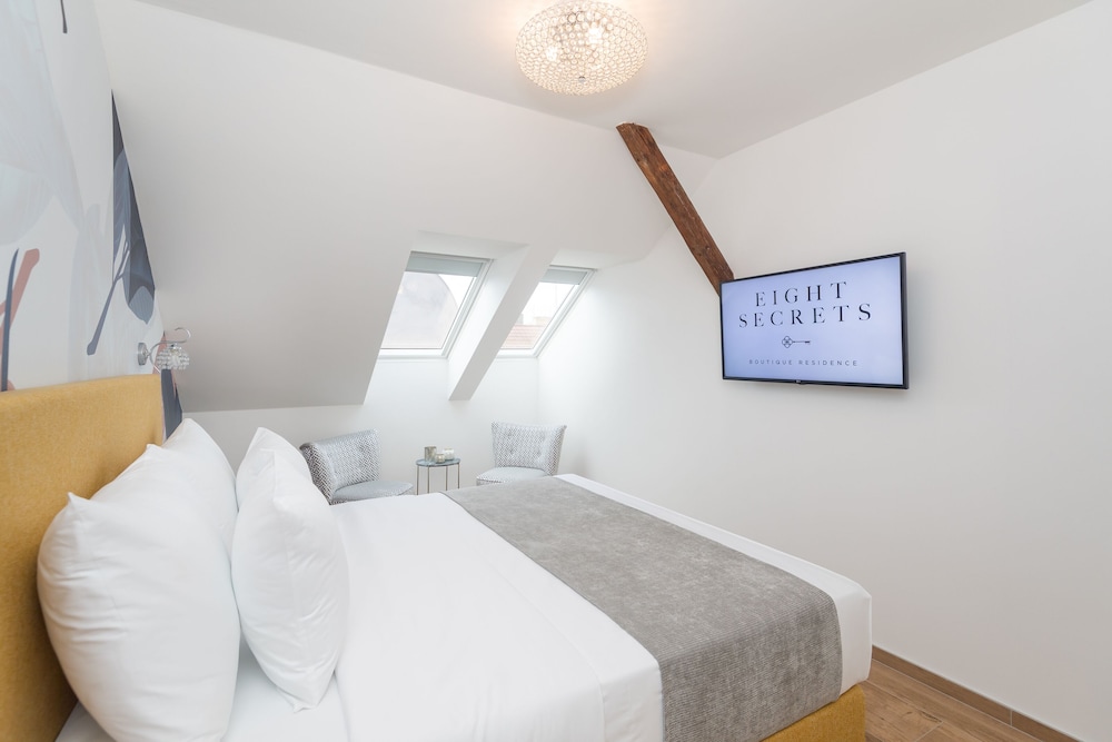 eight secrets boutique residence