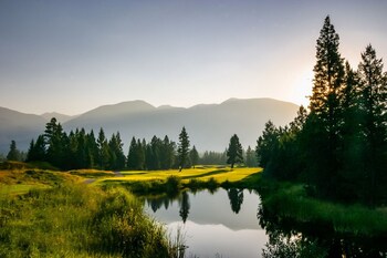 headwaters lodge at eagle ranch resort