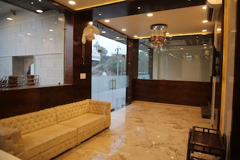 hotel neva ji palace