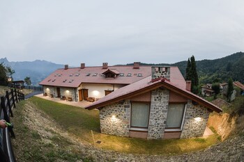 apartamentos los picos de europa