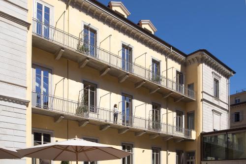 opera 35 boutique hotel