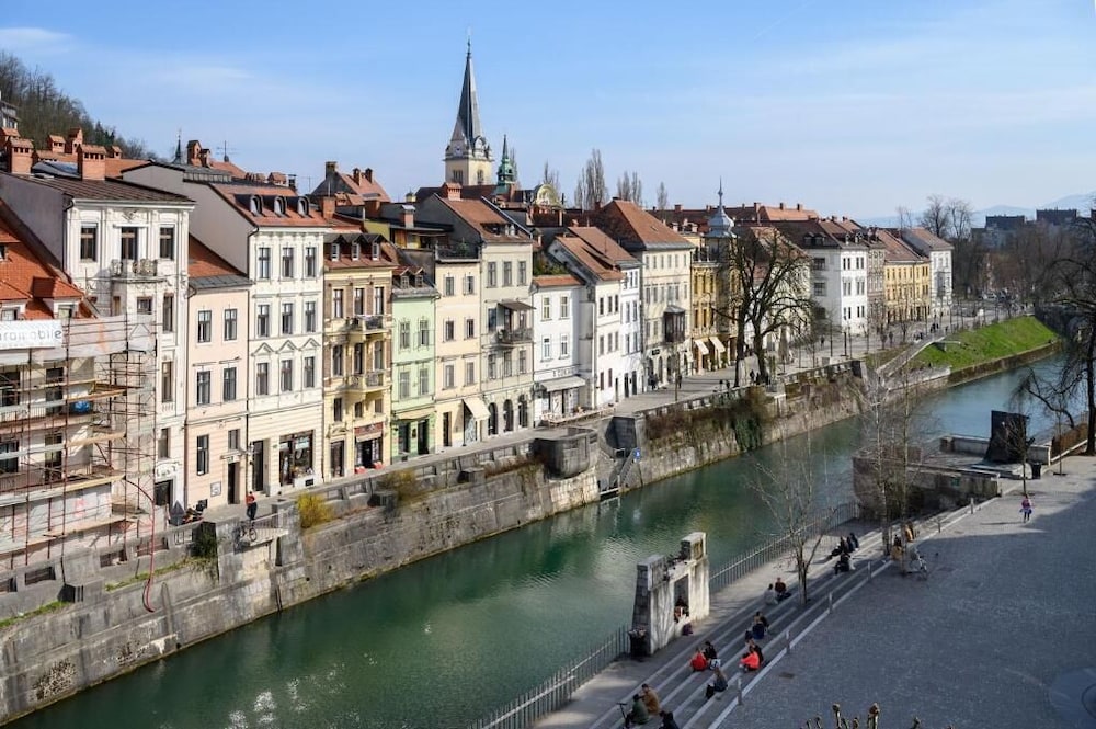 zlata ladjica boutique hotel