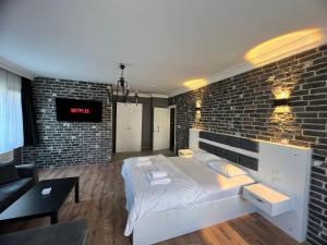 karaca suite